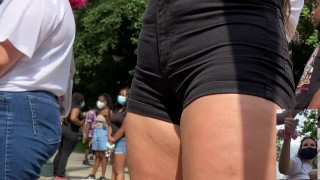 Candid 4k – Big Bubble Butt College Girl Showing Some Skin