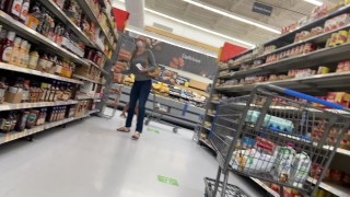 Candid 4k – Bubbly Blonde With Tight Jeans Workin’ It
