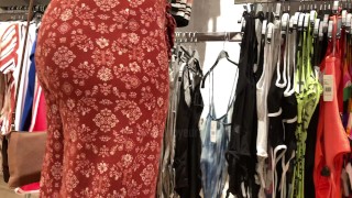 Frisky Girl In Loose Pants | Candid 4k