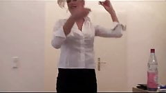 Geile Lehrerin fickt Student